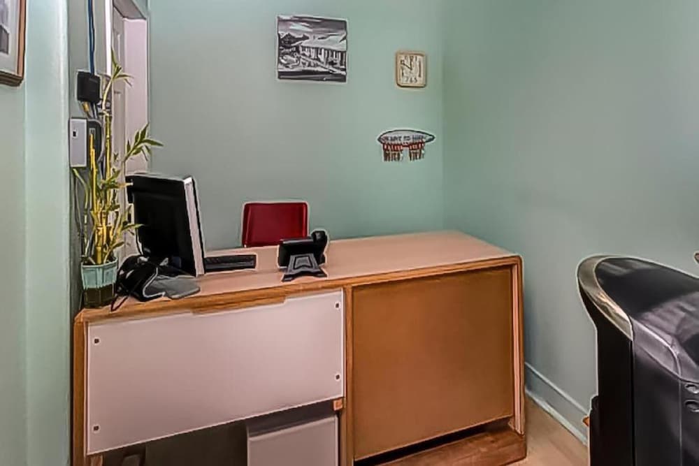 City Centre Motel by OYO - photo 2