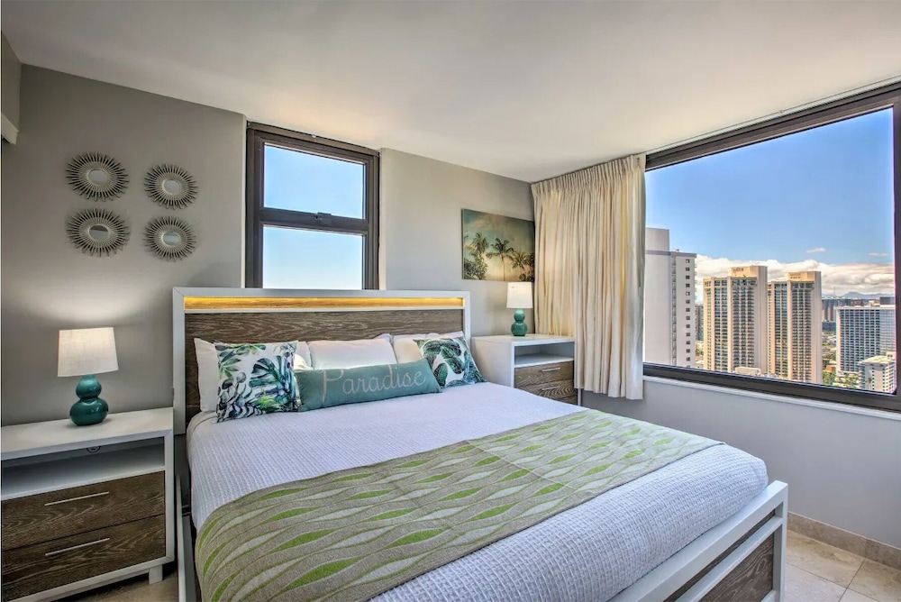 Tower 1 Suite 3514 KP by Koko Resort Vacation Rentals - photo 2