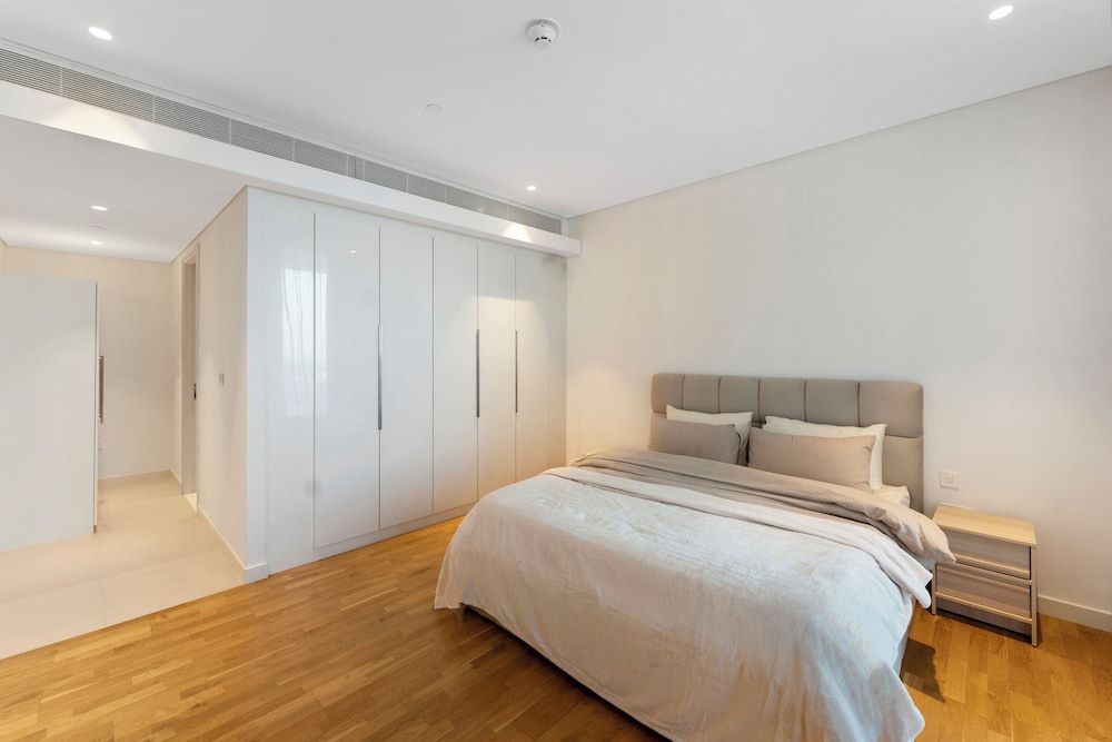 New 2 bedroom in Bluewaters with Direct Sea View — 4-Star Luxury Hotel in Dubai, United Arab Emirates