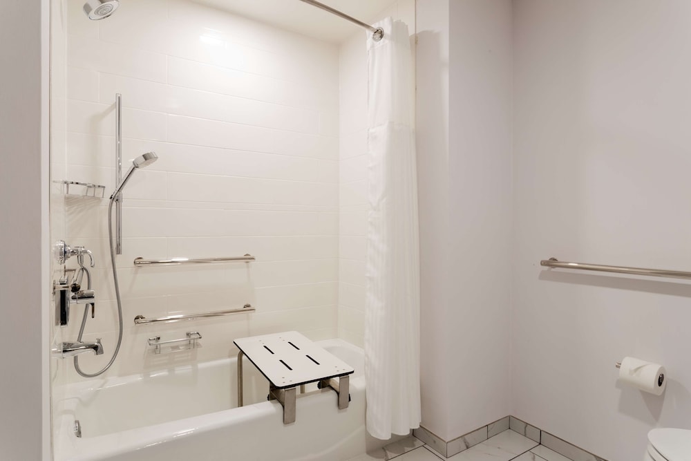Hilton Garden Inn Homestead - photo 19