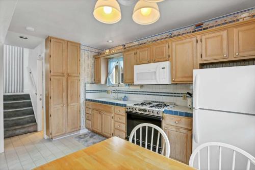 201 Amethyst Avenue - photo 14