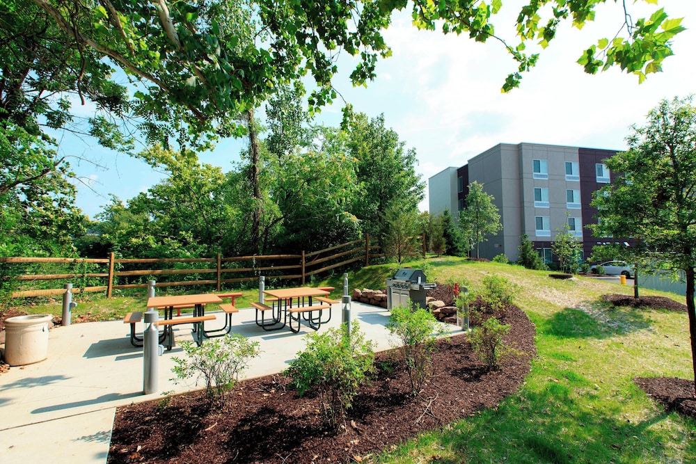 Fairfield Inn & Suites by Marriott Philadelphia Valley Forge Great Valley - photo 49