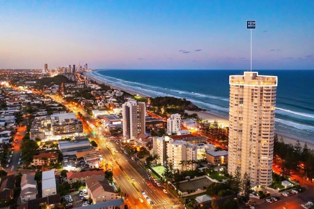 Palace in the sky - last minute hotel in Gold Coast