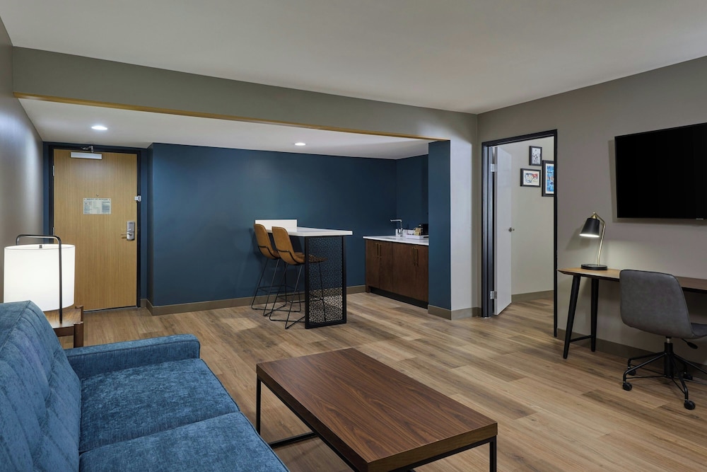 Four Points by Sheraton Englewood - photo 20