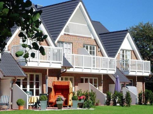 Duenenhof 4 — 4-Star Luxury Hotel in Sankt Peter-Ording, Germany
