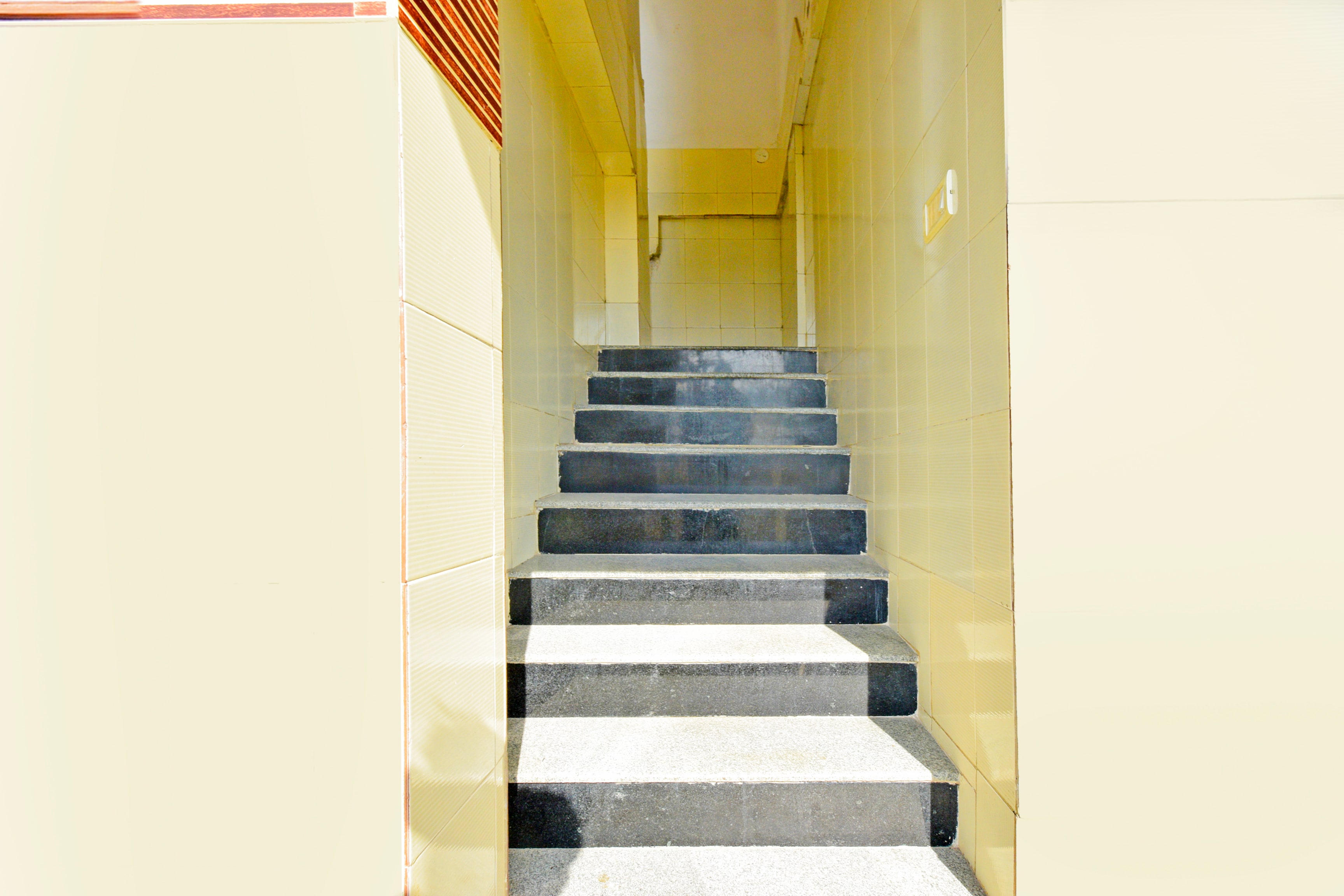 Super Hotel O Mak Residence — 4-Star Luxury Hotel in Hyderabad, India