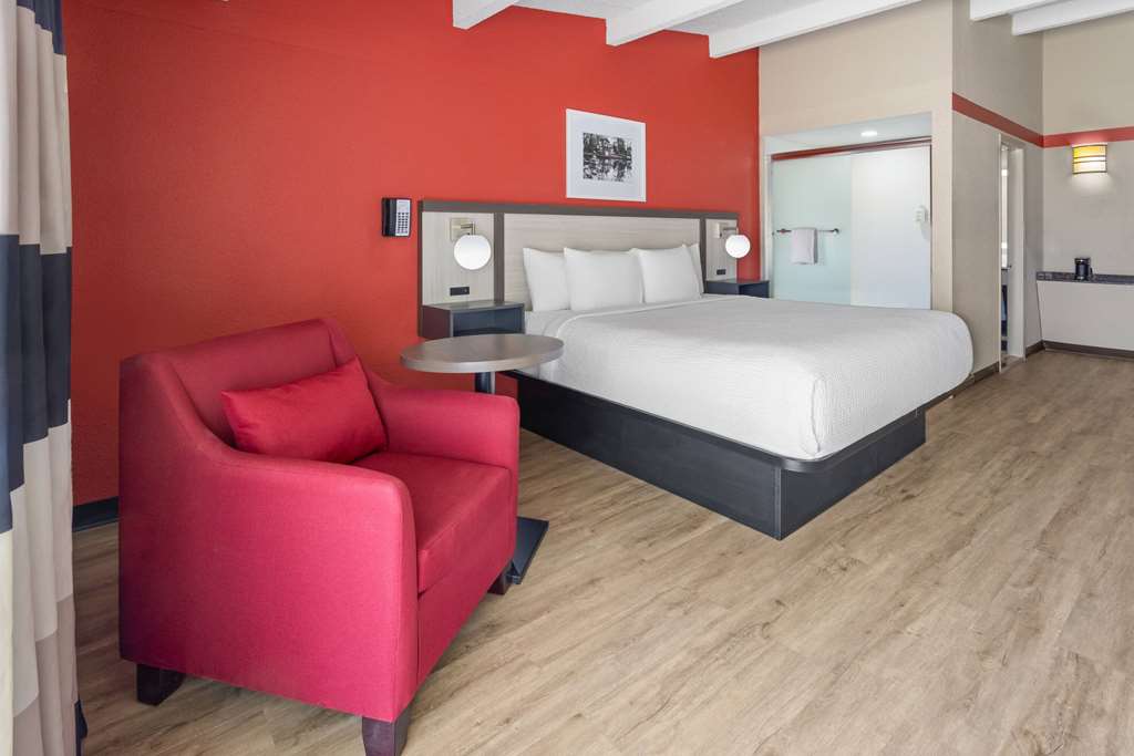 Ramada by Wyndham Parsippany - photo 13