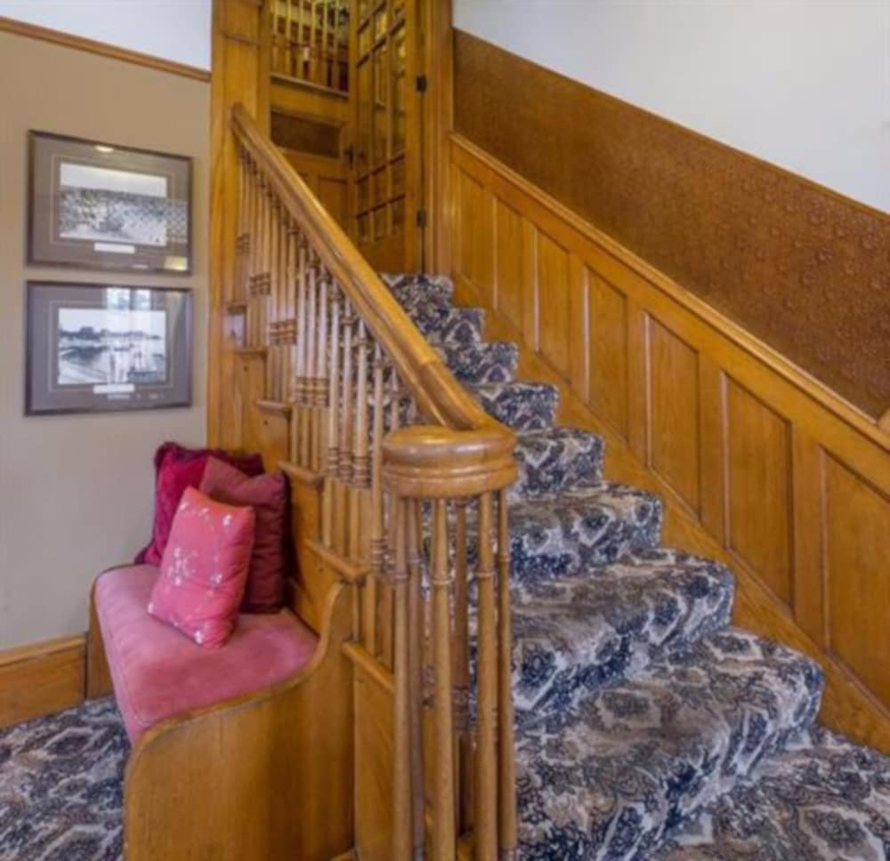 Pacific Grove Inn - photo 66