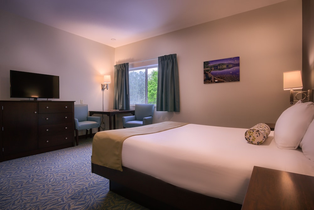 Sun & Ski Inn And Suites - photo 13