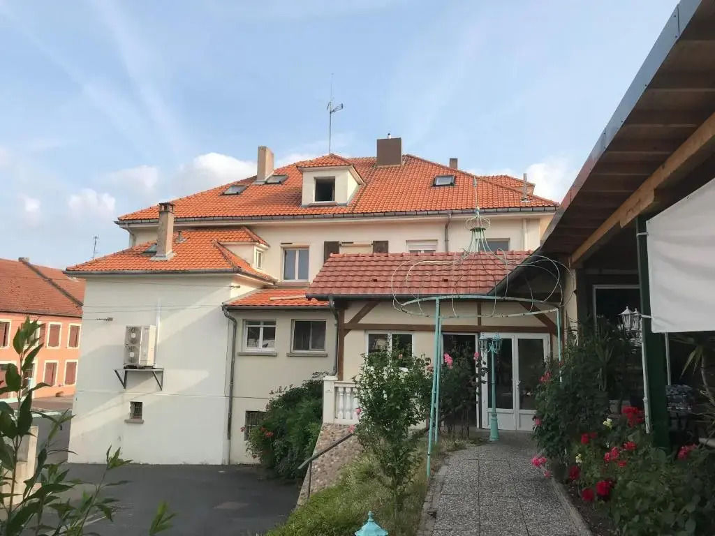 Hv Tel Le Floride in Abbeville, France