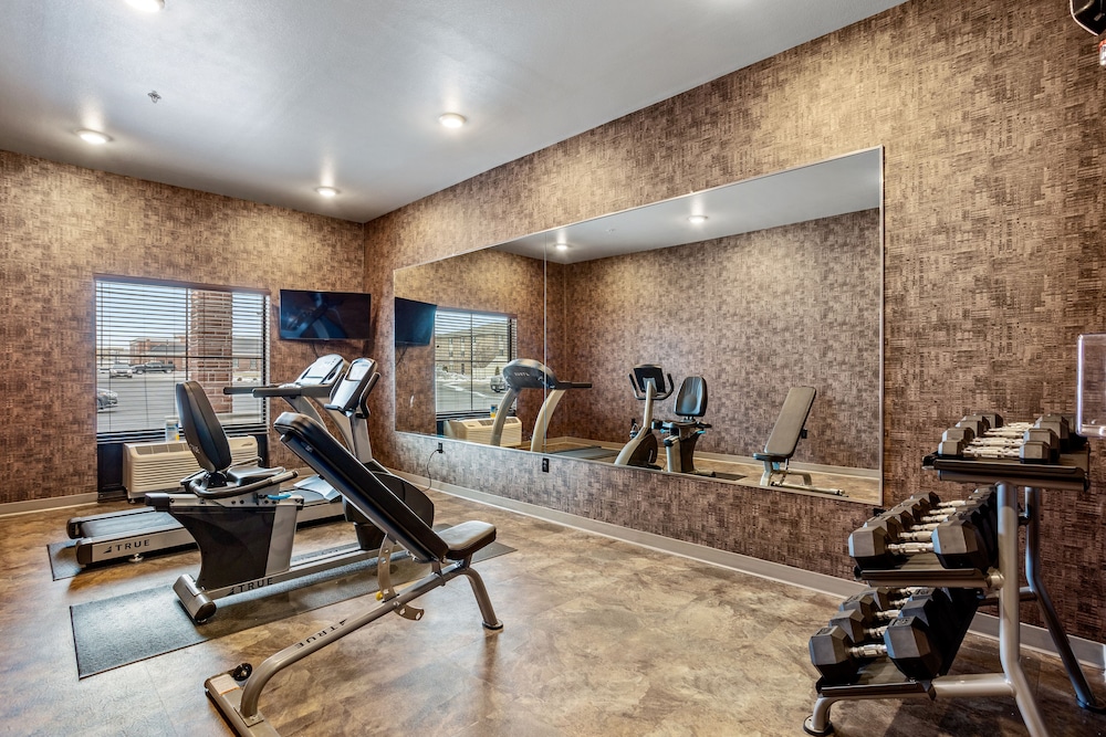 Cobblestone Hotel & Suites Little Chute - photo 37