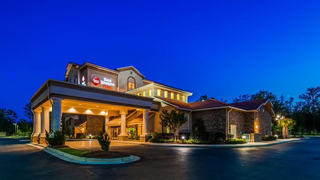 Best Western Plus Westgate Inn & Suites - featured photo