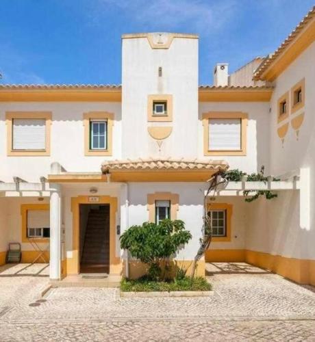 Vila Sul Apartments by OCvillas — 4-Star Luxury Hotel in Albufeira, Portugal
