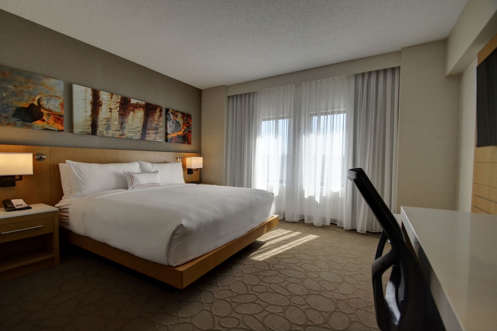 Renaissance Chicago Glenview Suites Hotel - photo 7