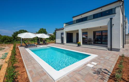 2 Bedroom Beautiful Home In Vodnjan — 4-Star Luxury Hotel in Vodnjan, Croatia