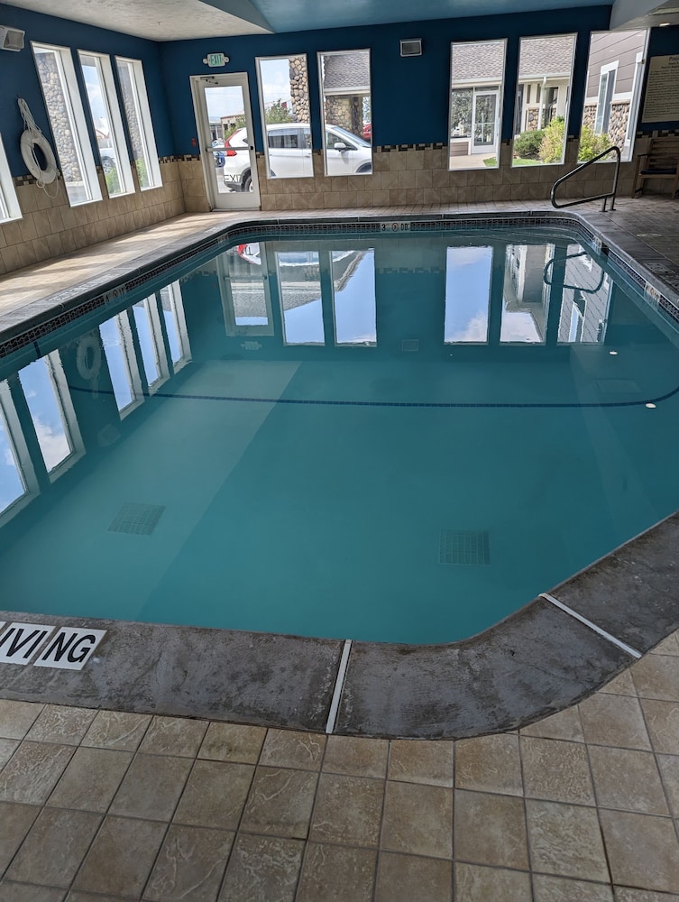 Hampton Inn Helena - photo 13