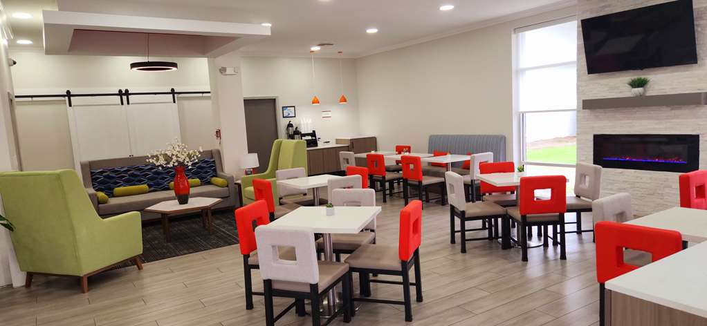 Americas Best Value Inn & Suites Foley Gulf Shores - carbon neutral hotel in Foley