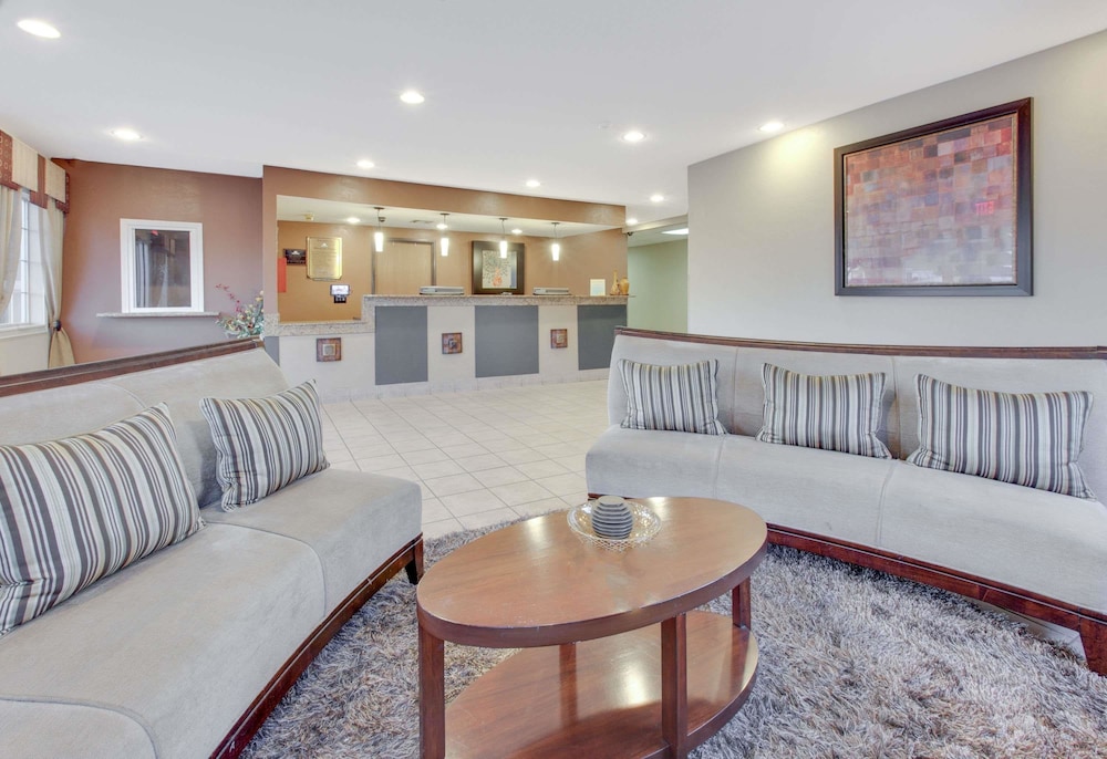 Days Inn by Wyndham Mesquite Rodeo TX - photo 14