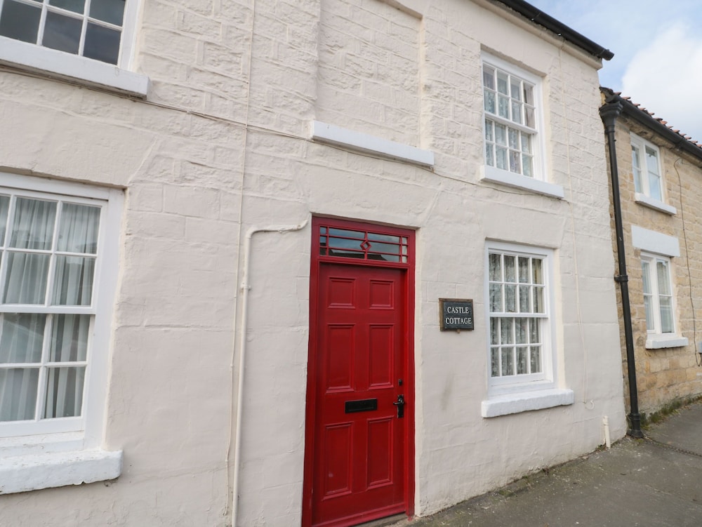 12 Castlegate — 4-Star Luxury Hotel in Pickering, United Kingdom