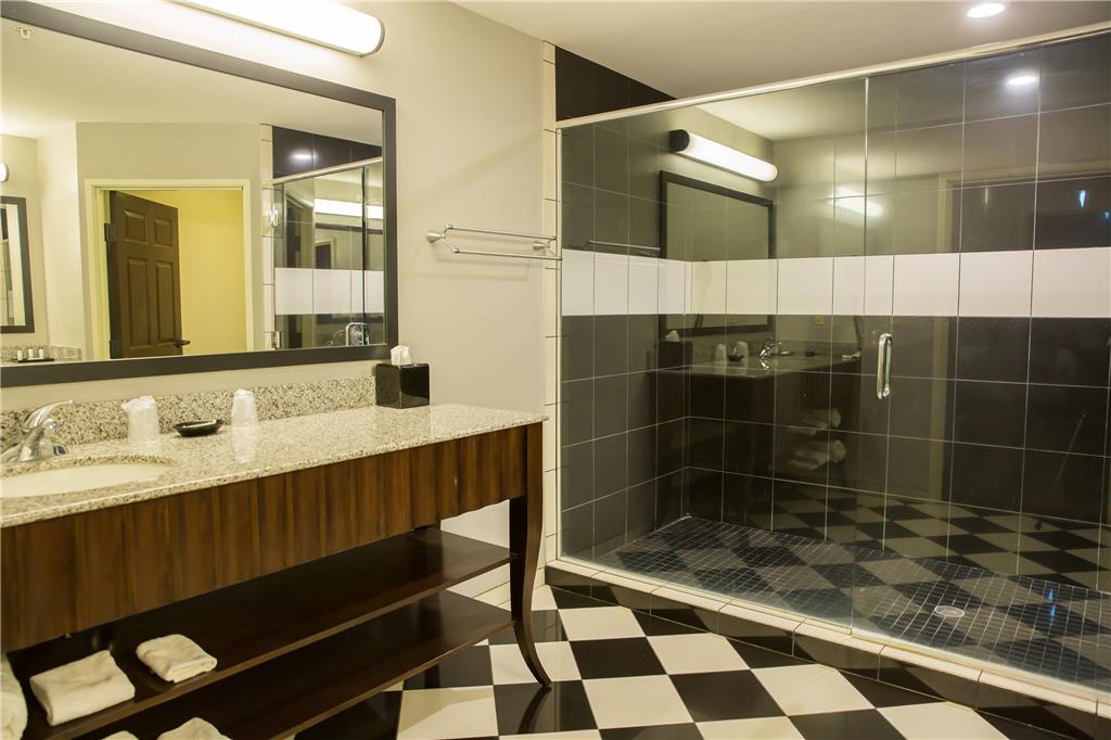 Evangeline Downs Hotel an Ascend Collection Hotel - photo 12