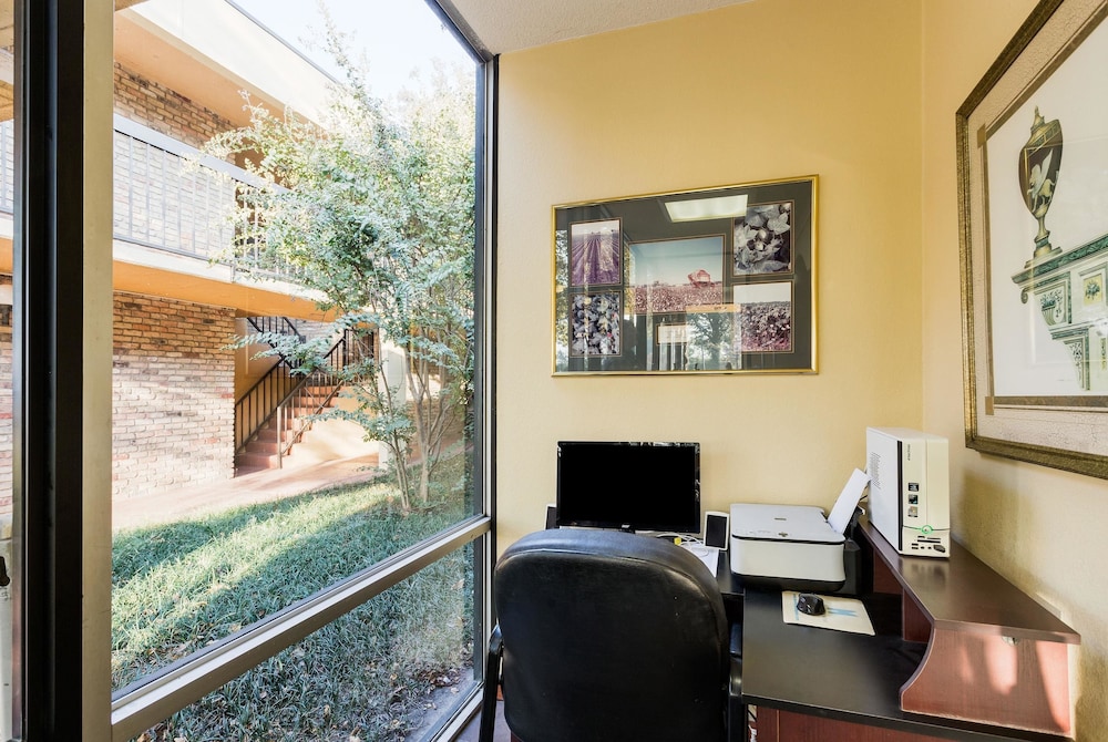Quality Inn Blytheville I 55 - photo 22