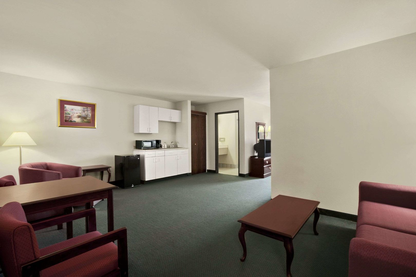 Days Inn & Suites by Wyndham Romeoville - photo 46