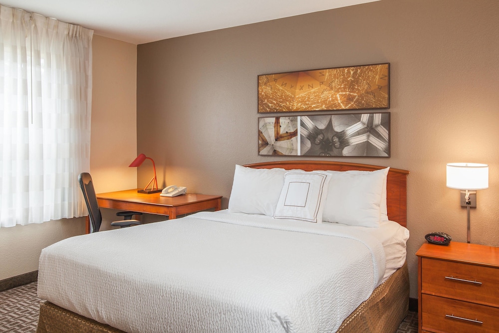 TownePlace Suites Houston Northwest - photo 10