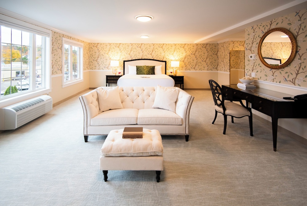 The Pathmaker Hotel - photo 16