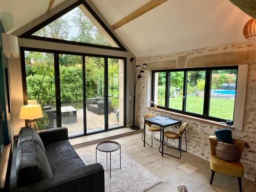 Cote Riviere - carbon neutral hotel in Ezy-Sur-Eure