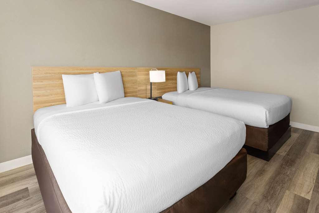 Days Inn by Wyndham Jackson Downtown - photo 10