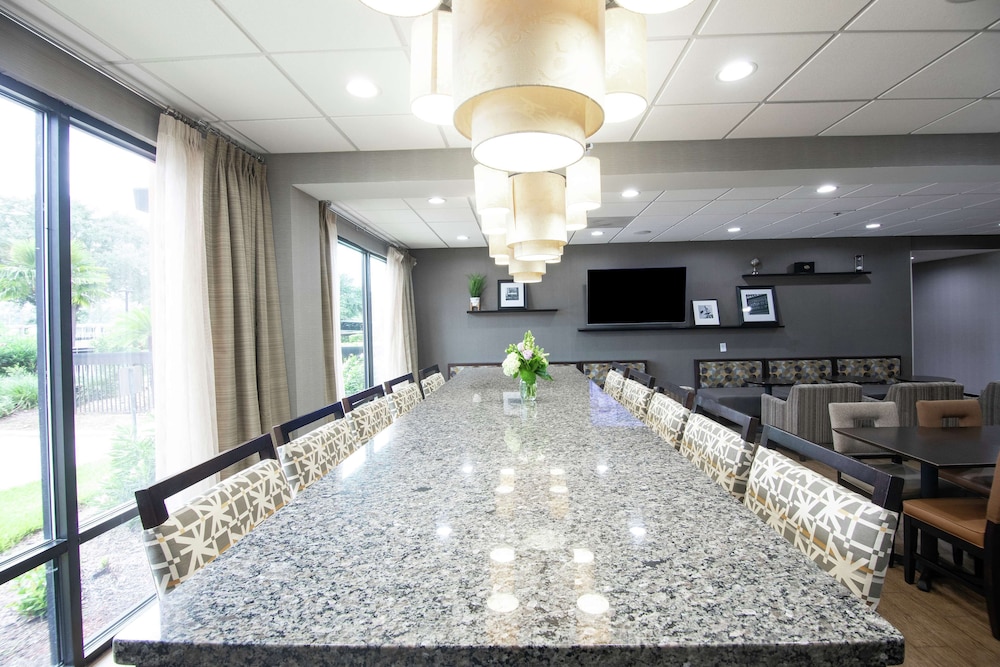 Hampton Inn Houston I 10 West Energy Corridor - photo 25