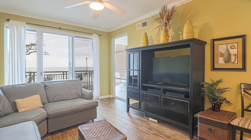 Legacy Towers Legacy II 203 Deluxe - photo 12