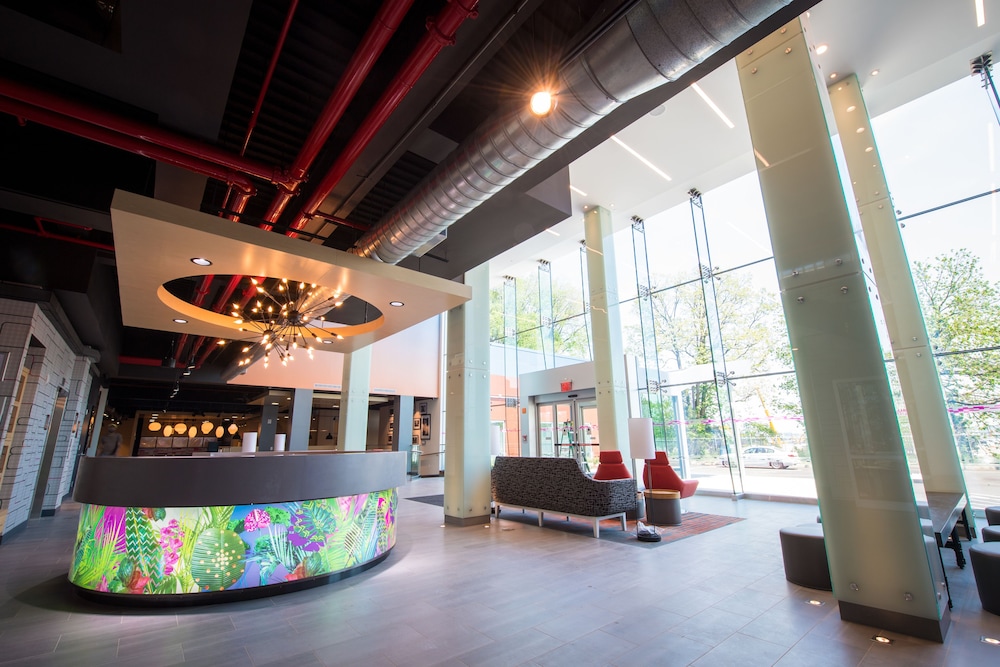 Aloft New York LaGuardia Airport - photo 3