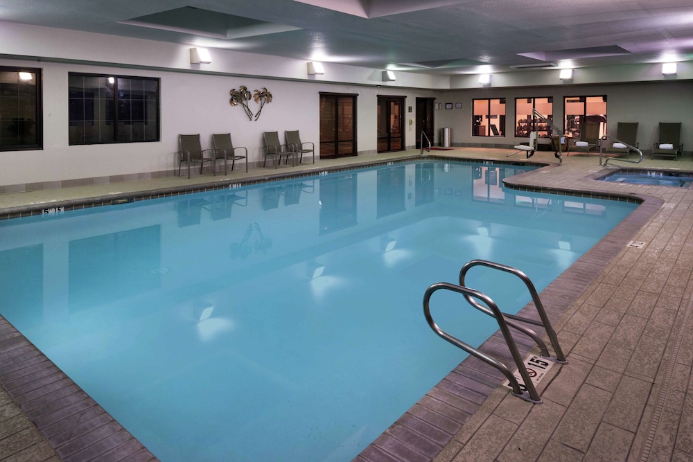 Hampton Inn & Suites Carson City - photo 38