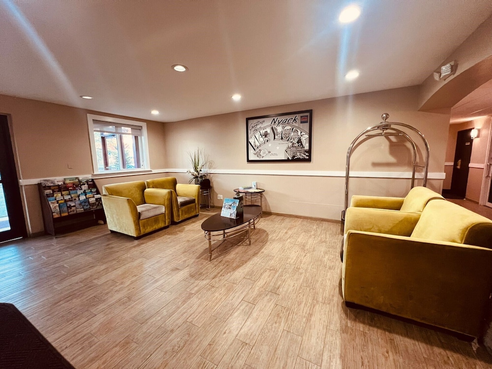 FairBridge Inn Express Nyack - photo 5
