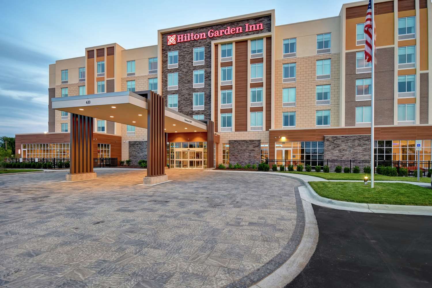 Hilton Garden Inn Lansing West - photo 17
