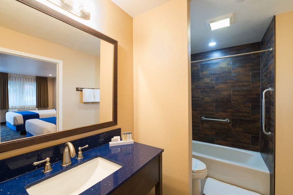 Colony Inn - photo 33
