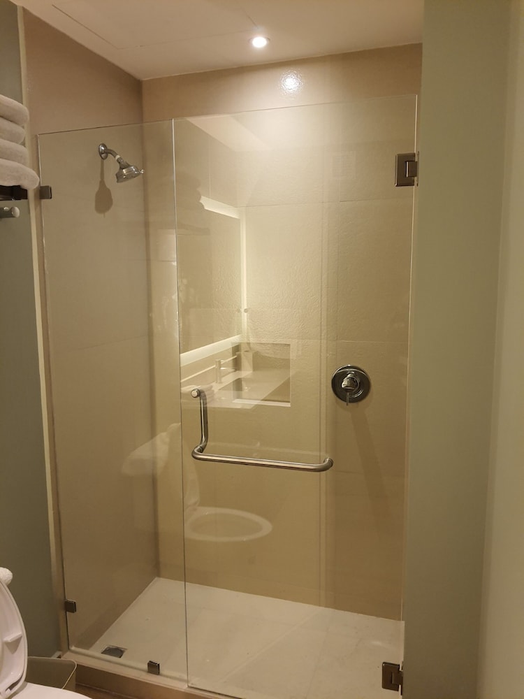 Staybridge Suites Guadalajara Novena by IHG