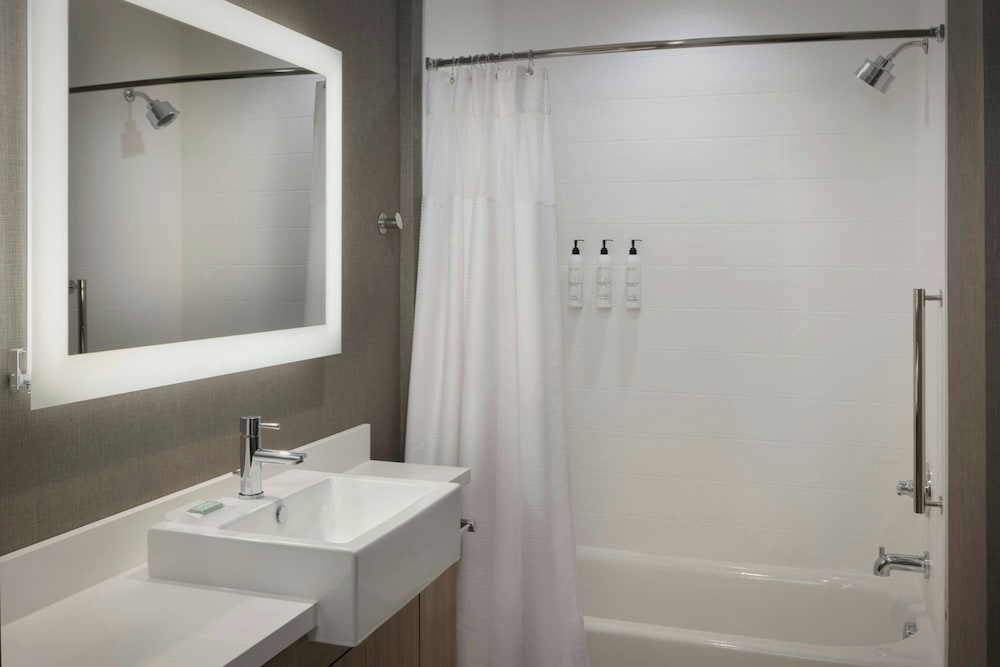 SpringHill Suites by Marriott Bowling Green - photo 16
