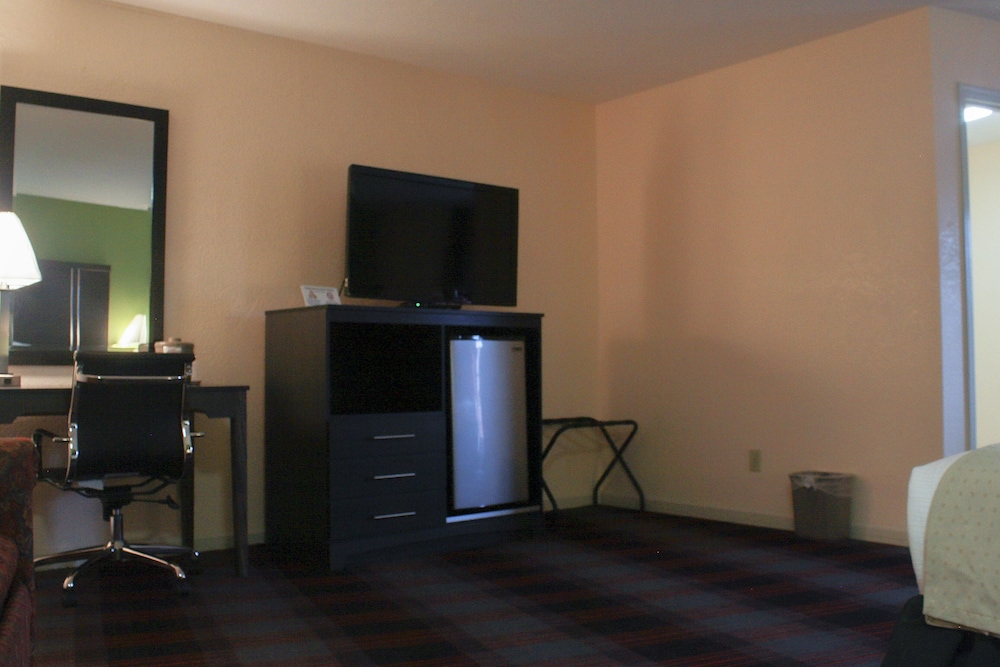 Mountain Valley Inn Dillard - photo 14