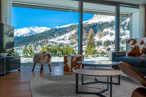 Luxury Panorama Apartment with Alpengold SPA Access — 4-Star Luxury Hotel in Davos, Switzerland