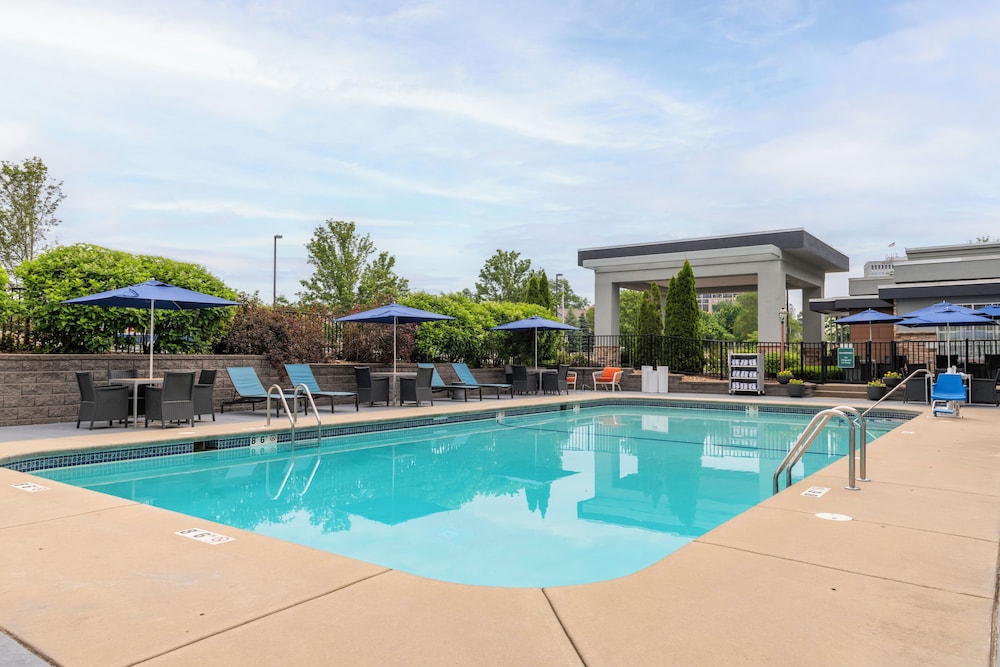 Hampton Inn by Hilton Manchester - photo 34