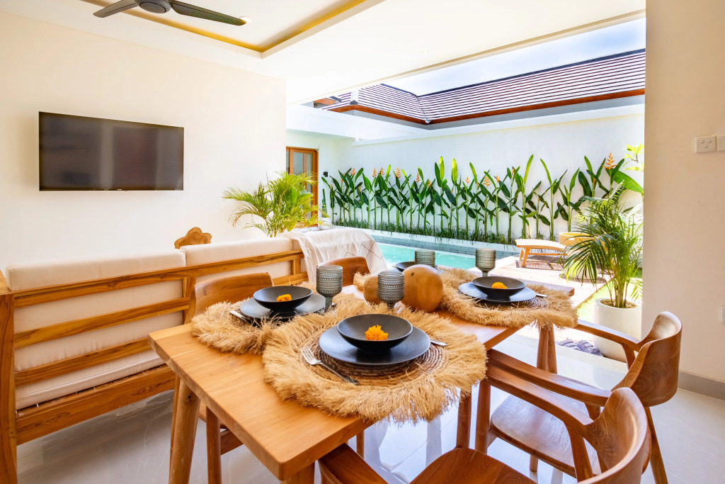 Balibay 1 Private Villa with Pool in Canggu — 4-Star Luxury Hotel in Kerobokan, Indonesia