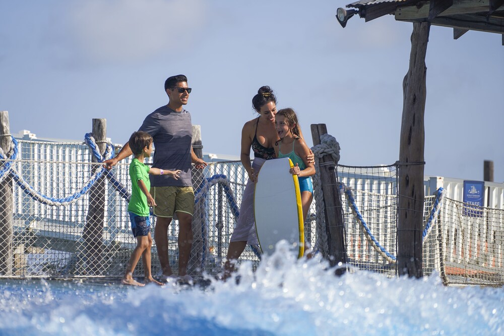 Waves Resort Corpus Christi - photo 16