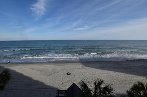 0407 Waters Edge Resort 1 Bedroom Condo by RedAwning - photo 32