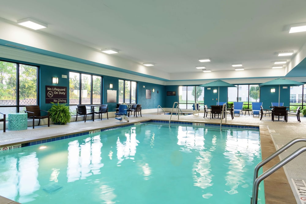 Hampton Inn & Suites Marshalltown - photo 38