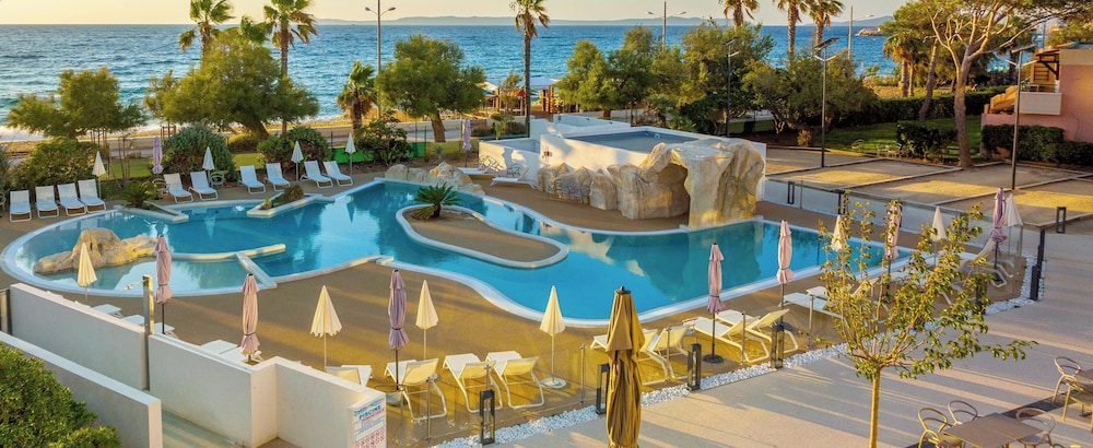 Kaliopé Hotel & Résidence by Oustal del Mar in Le Lavandou, France