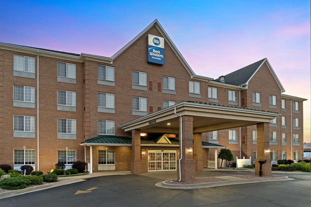 Best Western Executive Inn Suites — Grand Rapids