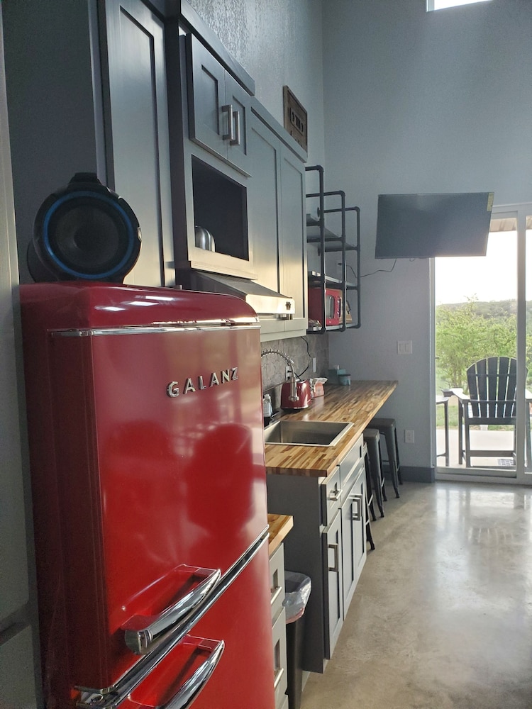 Hill Country Guest Houses - photo 8