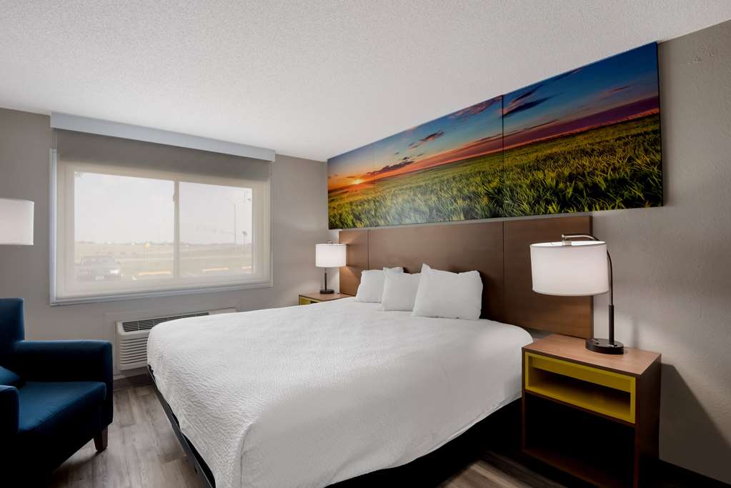 Days Inn by Wyndham Ankeny Des Moines - photo 52